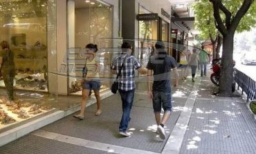 Πρόστιμο 150 ευρω και στους πελάτες αν δεν τηρούν τα μέτρα στα καταστήματα, όλη η απόφαση για τα μέτρα
