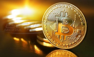 Bitcoin: Μετά από τρία χρόνια η αξία του ξεπέρασε τα 1000 δολάρια