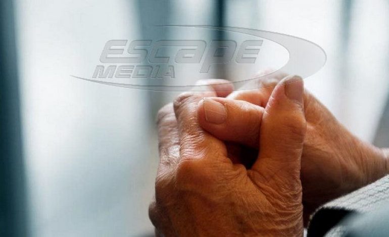 Του είπαν ότι το παιδί του προκάλεσε τροχαίο και του πήραν 2.300 ευρώ