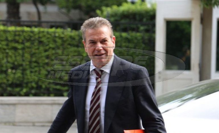 Πετρόπουλος: Το 2017 θα εξοφληθούν 102.000 συντάξεις που εκκρεμούν και όλα τα εφάπαξ!