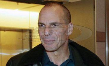 Βαρουφάκης: Οι πραγματικοί ευρωπαϊστές, πρέπει να αντιταχθούμε στους ευρωπαϊκούς θεσμούς