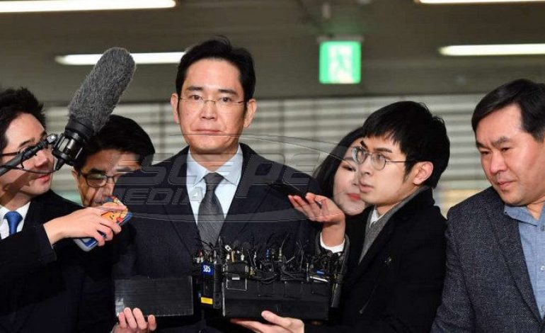 Συνελήφθη ο επικεφαλής της Samsung για το σκάνδαλο διαφθοράς