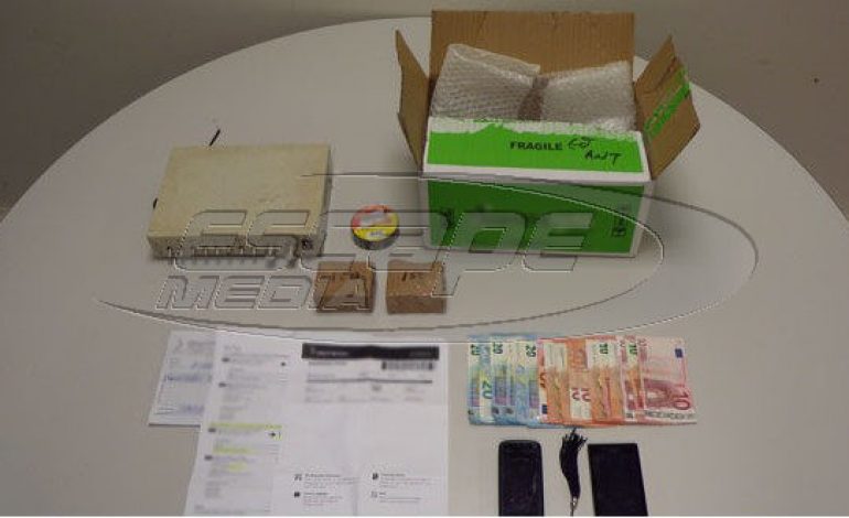 Συνελήφθη ηγετικό στέλεχος διεθνούς κυκλώματος ναρκωτικών – Έστελνε… συσκευασμένα τα ναρκωτικά στην Κρήτη