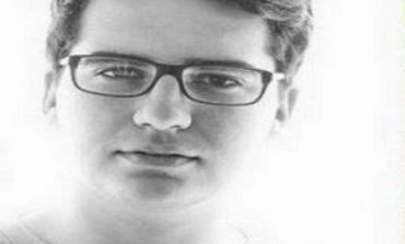 Ο 17χρονο Ελληνόπουλο που το θέλουν τα μεγαλύτερα πανεπιστήμια του κόσμου! (Photos)