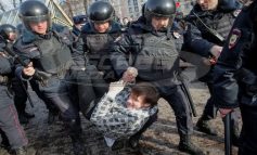 Εκατοντάδες προσαγωγές στη Μόσχα για την πορεία κατά της διαφθοράς