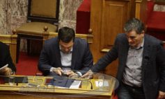 Έτσι μπλόκαρε η διαπραγμάτευση - Η εντολή Τσίπρα σε Τσακαλώτο