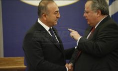 Δεκαοκτώ λέξεις της Αθήνας για τις ειρωνείες της Αγκυρας