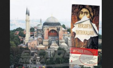 Αγιά Σοφιά: "Φωτιές" από Τούρκο ιστορικό! "Είναι τζαμί! Πλαστή η υπογραφή του Ατατούρκ"!