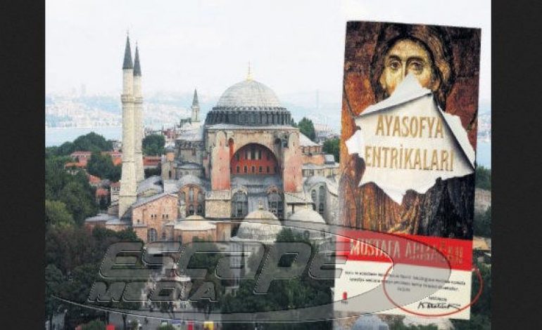 Αγιά Σοφιά: “Φωτιές” από Τούρκο ιστορικό! “Είναι τζαμί! Πλαστή η υπογραφή του Ατατούρκ”!