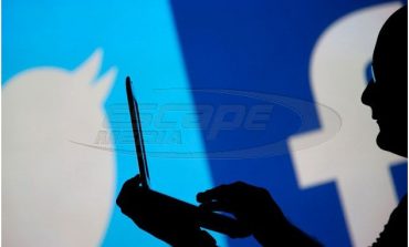 Διορία ενός μήνα σε Facebook, Twitter και Google+ να συμμορφωθούν με τους κανόνες της ΕΕ