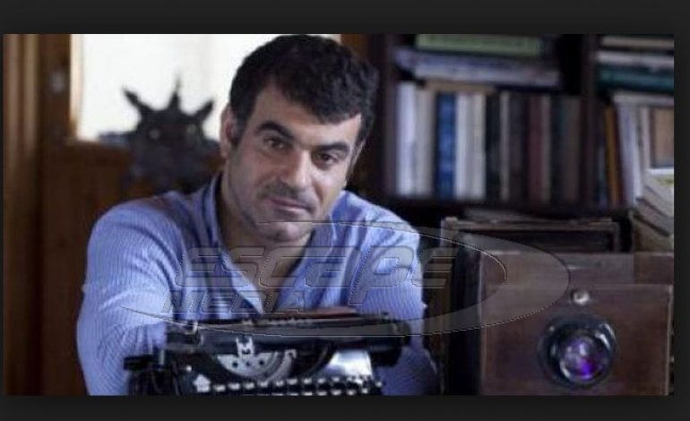 Συνελήφθη ο δημοσιογράφος Κώστας Βαξεβάνης
