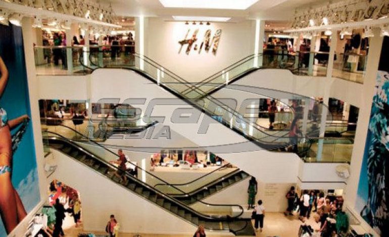 Κλείνουν τέσσερα καταστήματα «H&M» στην Ιταλία