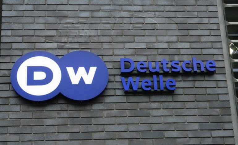 Deutsche Welle: Χρέος και ποσοτική χαλάρωση μετά τις γερμανικές εκλογές