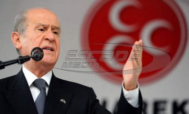 Ηγέτης Γκρίζων Λύκων: Η Ελλάδα κατέχει παράνομα 15 νησιά του Αιγαίου