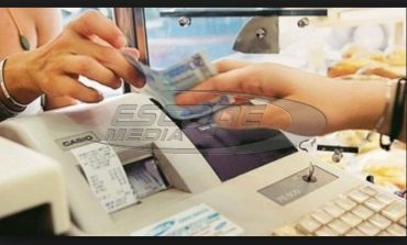 Εφοδος εφοριακών σε Μύκονο, Σέριφο και Νάξο έβγαλε «λαβράκια»