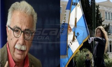Η απίστευτη εξήγηση του υπουργού για τους σημαιοφόρους με κλήρωση