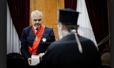 Ο Ράμα ενώ κατεδάφιζε εκκλησία στις Δρυμάδες …τιμήθηκε από το Πατριαρχείο Ιεροσολύμων