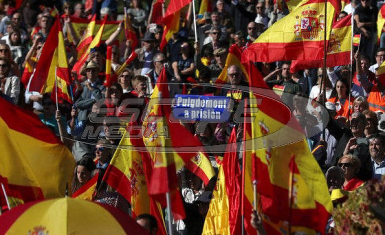 Η Μαδρίτη αναλαμβάνει την κηδεμονία της Καταλονίας και ο Πουτζντεμόν καλεί σε αντίσταση