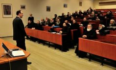 ΕΠΑΓΓΕΛΜΑ ΜΕΛΛΟΝΤΟΣ ΜΕ ΠΟΛΥ ΚΑΛΕΣ ΑΠΟΔΟΧΕΣ : ΣΧΟΛΕΣ… ΟΙΚΟΥΜΕΝΙΣΤΩΝ ΡΑΣΟΦΟΡΩΝ ΚΑΘΕ ΒΑΘΜΙΔΑΣ!