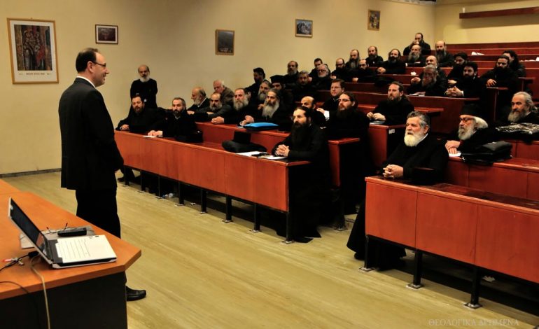 ΕΠΑΓΓΕΛΜΑ ΜΕΛΛΟΝΤΟΣ ΜΕ ΠΟΛΥ ΚΑΛΕΣ ΑΠΟΔΟΧΕΣ : ΣΧΟΛΕΣ… ΟΙΚΟΥΜΕΝΙΣΤΩΝ ΡΑΣΟΦΟΡΩΝ ΚΑΘΕ ΒΑΘΜΙΔΑΣ!