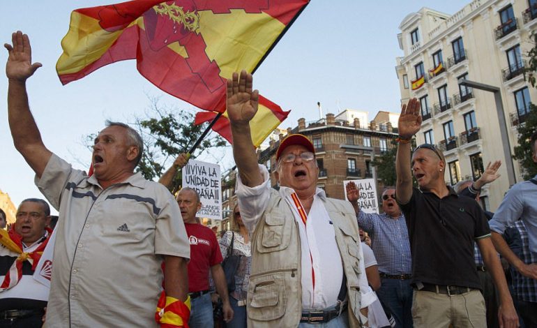 Ακυρώθηκε η ανεξαρτησία της Καταλονίας – Επίθεση Πουιτζντεμόν σε Γιούνκερ
