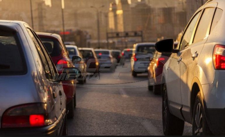 Τεράστια ταλαιπωρία στους δρόμους από την απεργία στο Μετρό