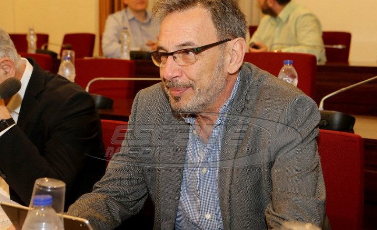 Το «άκου ρουφανάκο» του Τσακνή στον Μανδραβέλη για τα «μάτια» της Μποφίλιου