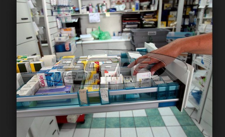 Ελληνική Φαρμακοβιομηχανία: Ζητά μείωση υπερφορολόγησης και έλεγχο συνταγογράφησης