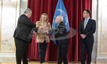 Ξεκάθαρες απαντήσεις ζήτησε ο Νίμιτς - Νέα συνάντηση αμέσως μετά το Πάσχα για το Σκοπιανό