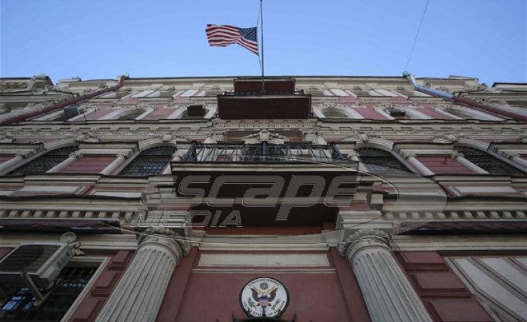 ΚΟΣΜΟΣ Ρωσικά αντίποινα με 60 απελάσεις και λουκέτο στο προξενείο των ΗΠΑ στην Αγ. Πετρούπολη