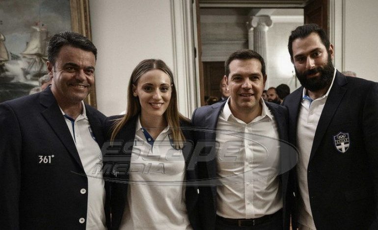 Τσίπρας: «Η Κορακάκη συνεχίζει να μας κάνει υπερήφανους»
