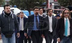 Τουρκία σε Ελλάδα: «Πιάστε από τα αυτιά» τους Τούρκους αξιωματικούς και παραδώστε τους
