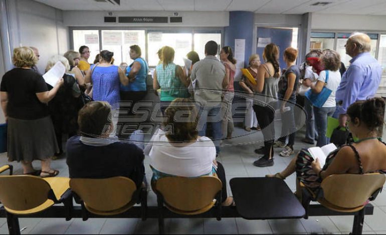 Τέλος στους «περιφερόμενους» στις εφορίες βάζει η ΑΑΔΕ