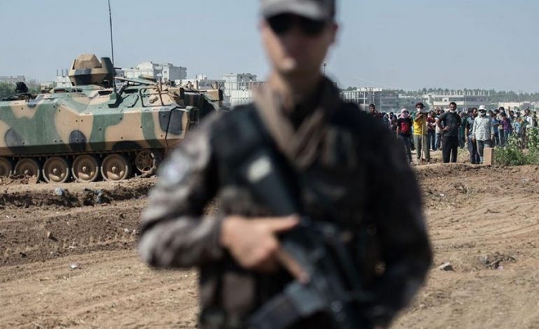 Νέα επίθεση των Κούρδων: Τρέπουν σε φυγή τουρκικό τεθωρακισμένο! (βίντεο)