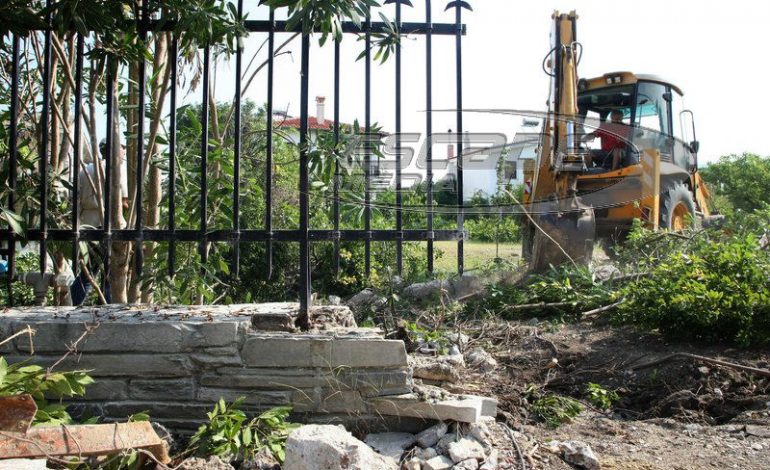 Από έναν… μαντρότοιχο στη Χαλκιδική ξεκίνησε η «μάχη» με τα αυθαίρετα