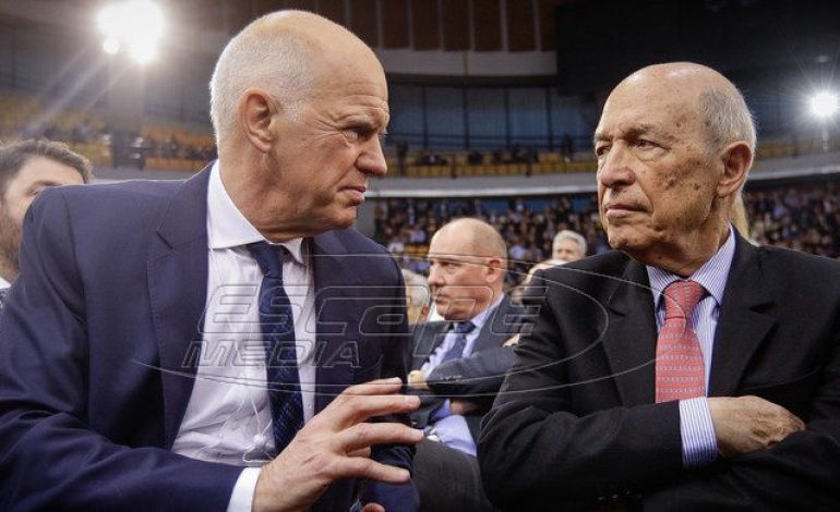 Στήριξη Παπανδρέου σε Σημίτη – Τηλεφωνική επικοινωνία των δυο πρώην πρωθυπουργών
