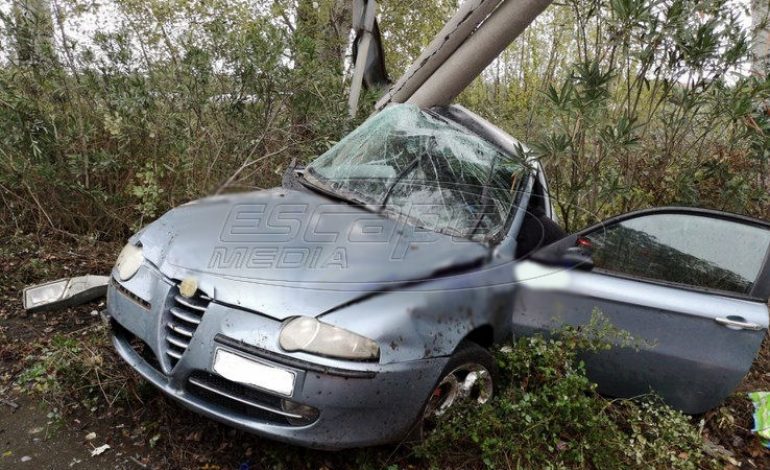 Συγκλονιστικές εικόνες από τροχαίο στην Πατρών – Πύργου: Τρεις ποδοσφαιριστές τραυματίες