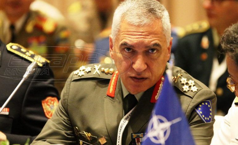 Εξαλλος ο Επίτιμος Αρχηγός ΓΕΕΘΑ για την κατάργηση των εθνόνημων