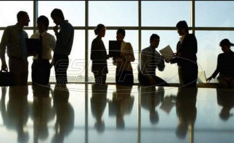 Επταήμερη λειτουργία επιχειρήσεων, πενθήμερο για εργαζομένους