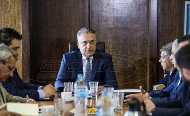 Προγραμματικές δηλώσεις: «Τέλος» της απλής αναλογικής στους Δήμους και τις Περιφέρειες – Στους ΟΤΑ ο ΕΝΦΙΑ