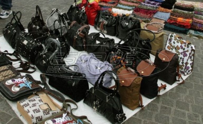 Μάστιγα το παραεμπόριο. Ετησίως απώλεια φορολογικών εσόδων 6-8 δισ. και διαφεύγων τζίρος από την αγορά 25 δισ.