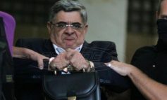 Τα μέλη του πυρήνα της Χρυσής Αυγής στα Τρίκαλα αναγκάστηκαν να βάλουν λουκέτο στα γραφεία των Τρικάλων