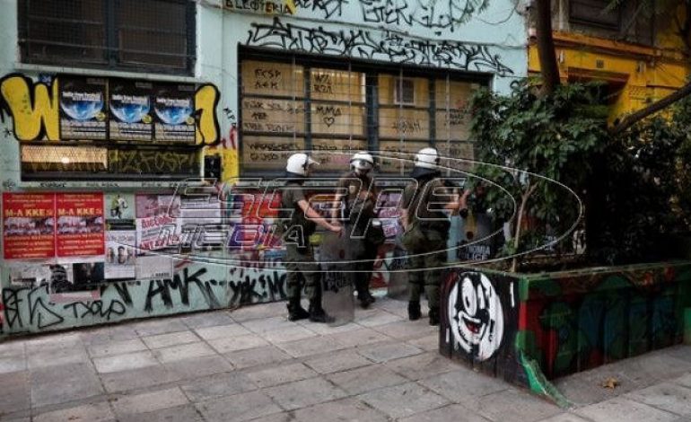 Καταγγελία: Ο Ν. Σοφιανός δέχθηκε ομοφοβική επίθεση από άνδρες των ΜΑΤ