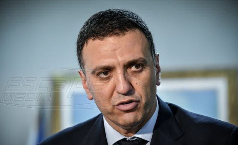 Κόντρα κυβέρνησης – αξιωματικής αντιπολίτευσης για τη δημόσια υγεία