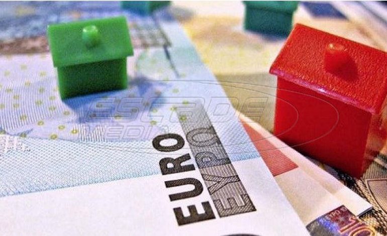 Η προστασία της πρώτης κατοικίας στο «κρεβάτι του Προκρούστη» – Συνάντηση κυβέρνησης με θεσμούς