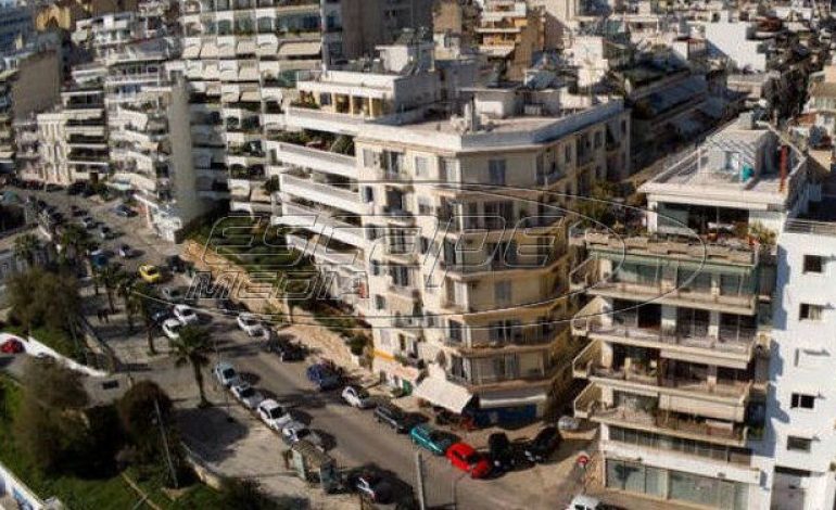Ανατροπή για τα ενοίκια: Μετατίθεται η υποχρεωτική πληρωμή μέσω τράπεζας