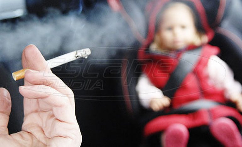 Υπ. Υγείας: Πρόστιμο 1500 ευρώ σε όσους καπνίζουν σε χώρους με παιδιά
