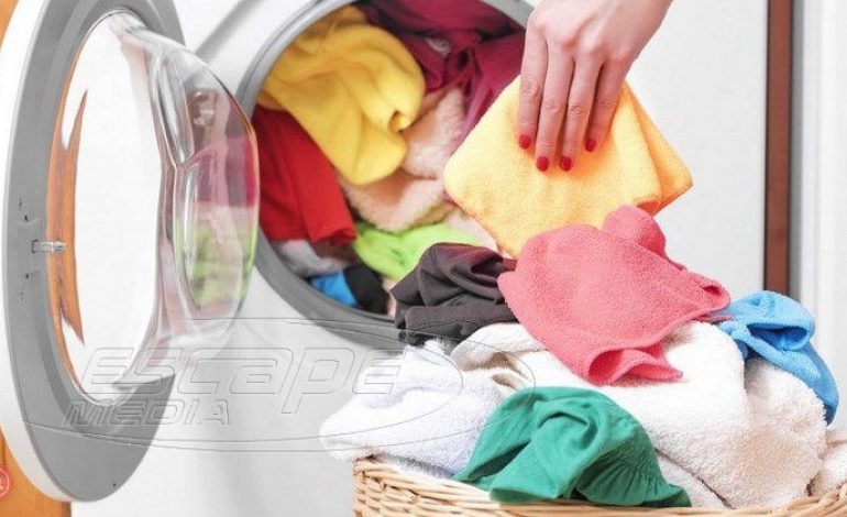 Σε ποια θερμοκρασία πρέπει να πλένουμε τα ρούχα μας για να προστατευθούμε από τον κορωνοϊό