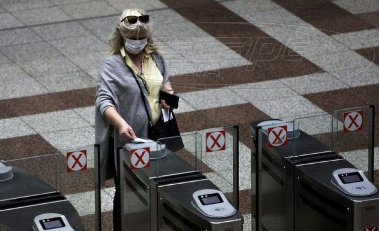 «Βοηθοί επιβατών» από την Δευτέρα στους σταθμούς του μετρό για την τήρηση των μέτρων
