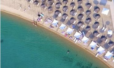 Ο καύσωνας φαίνεται πως «ανοίγει» και τις οργανωμένες παραλίες αυτό το Σαββατοκύριακο